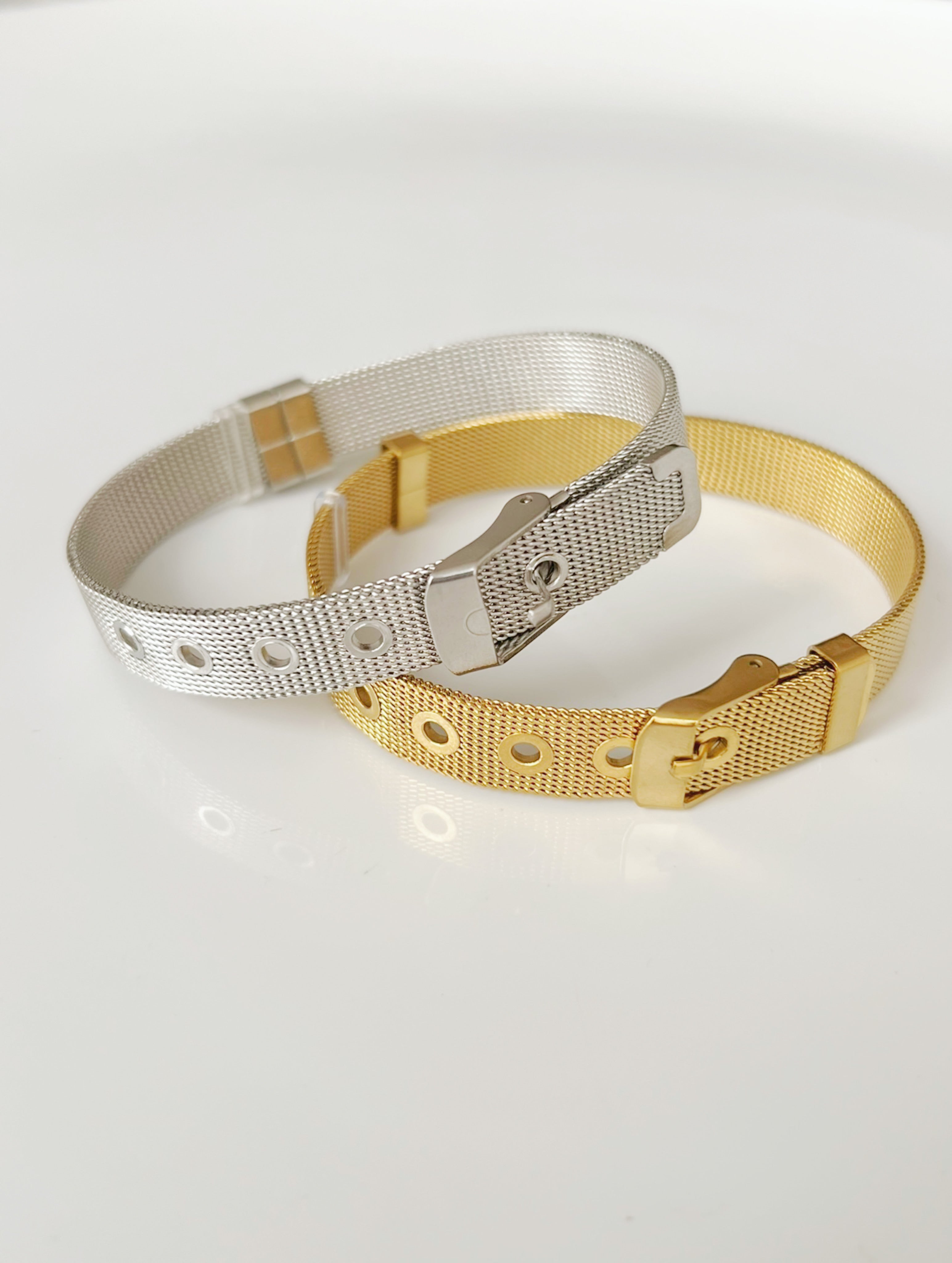 BELT BRACELET