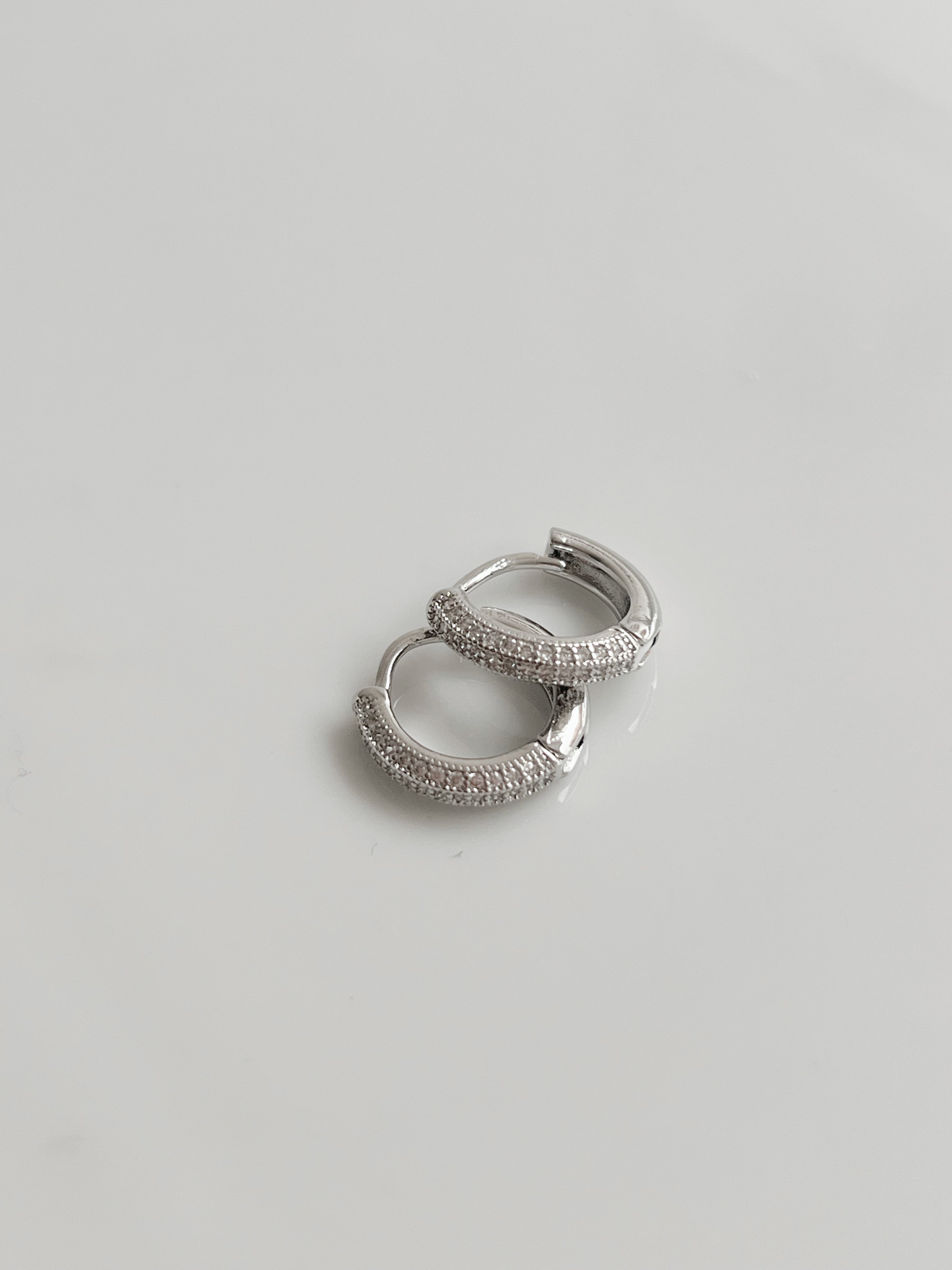 SPARKLING HOOPS